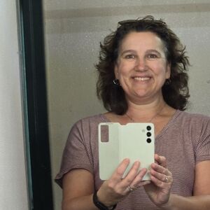 Meet your Posher, Lynn